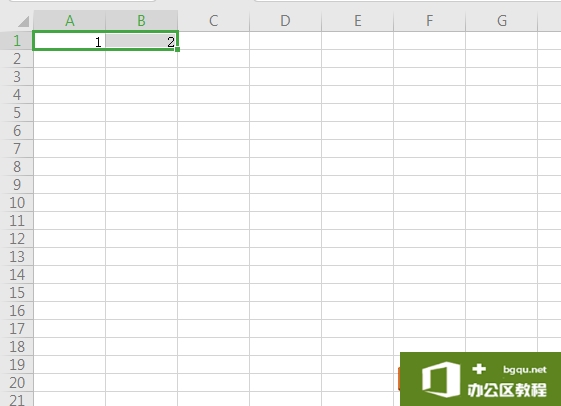 <b>Excel中使用填充功能时，可以多个单元格一起填充，方便快捷</b>